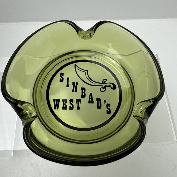 Unmarked Other - MCM  Vintage AVOCADO GREEN Ruffled Edge 3 Slot Glass Ashtray Sinbads‎ West